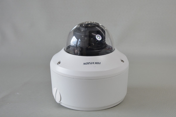 DS-2CD4324FWD 2.0MP IP Camera DS-2CD4324FWD 2.0MP IP Camera